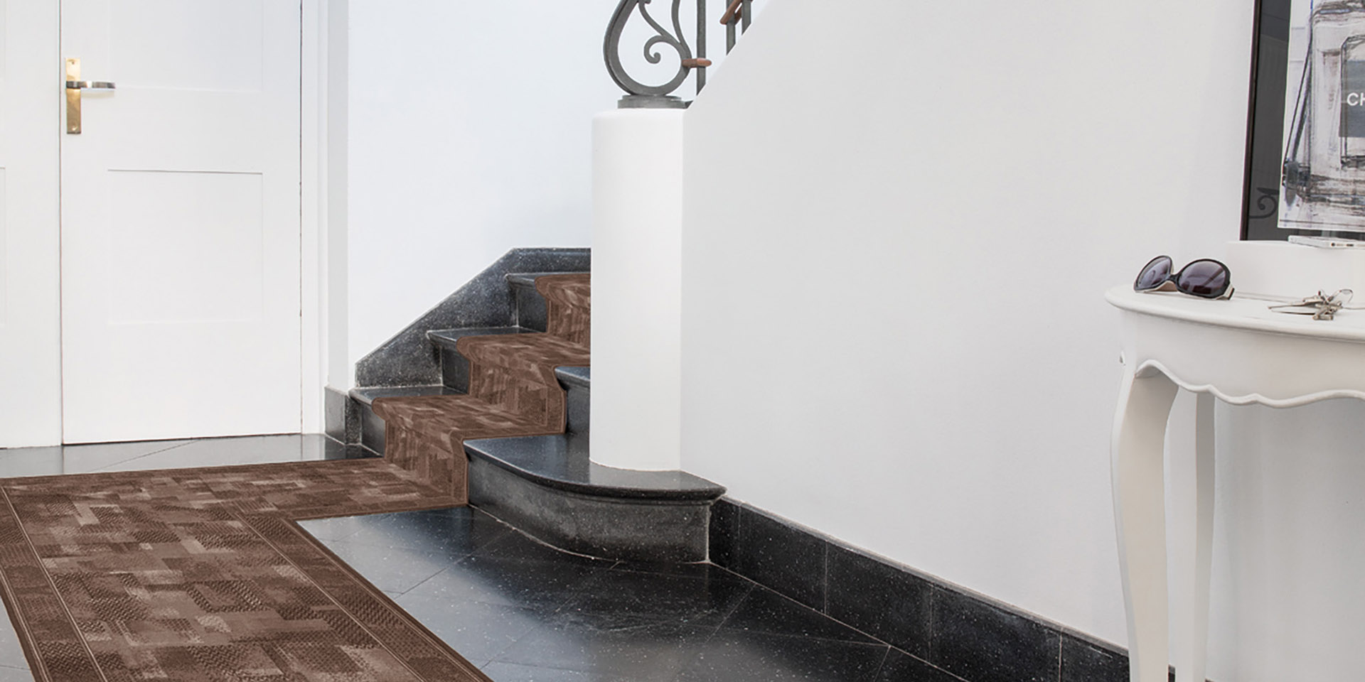 TICEGA_44_HALLWAY