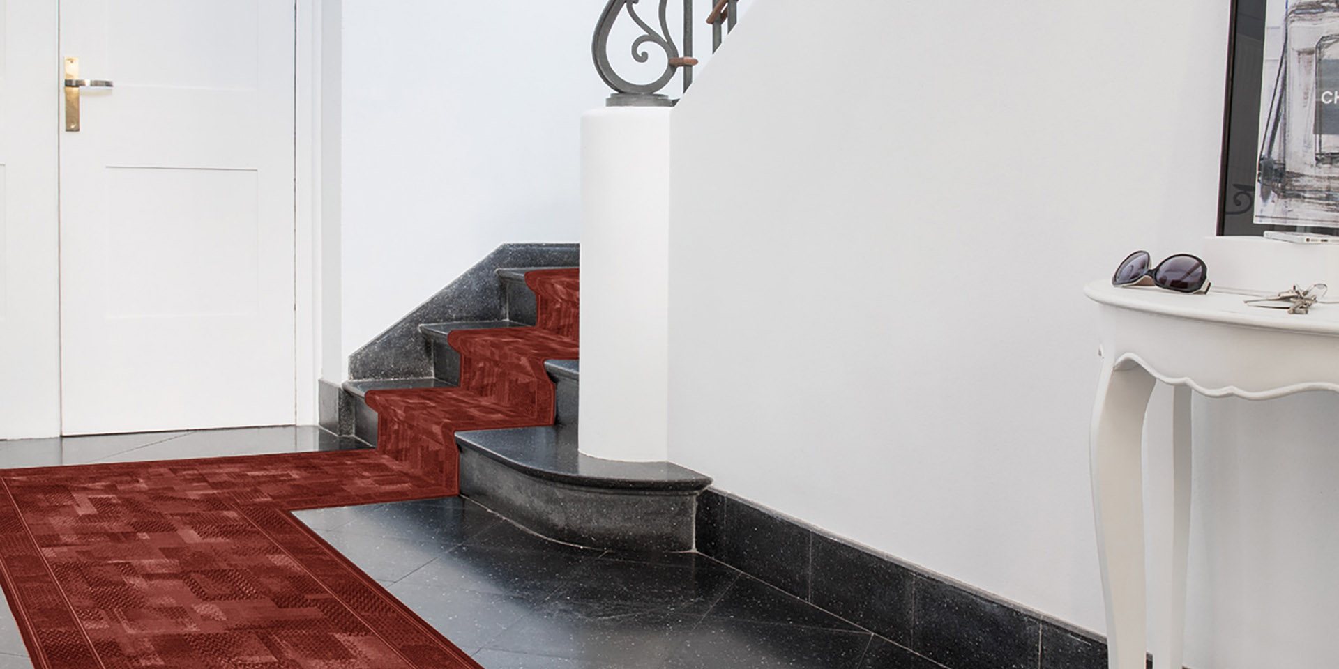 TICEGA_84_HALLWAY